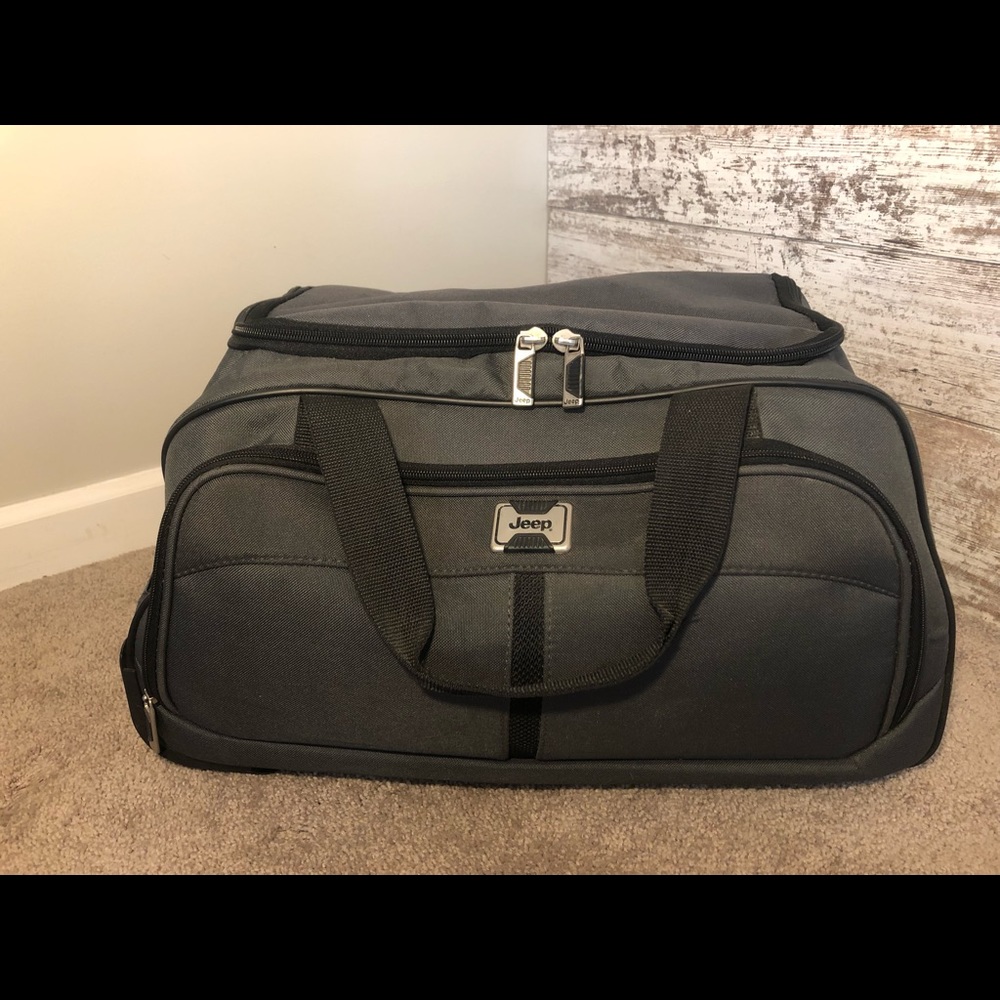 Black Jeep Duffel Bag/Carry On Suitcase